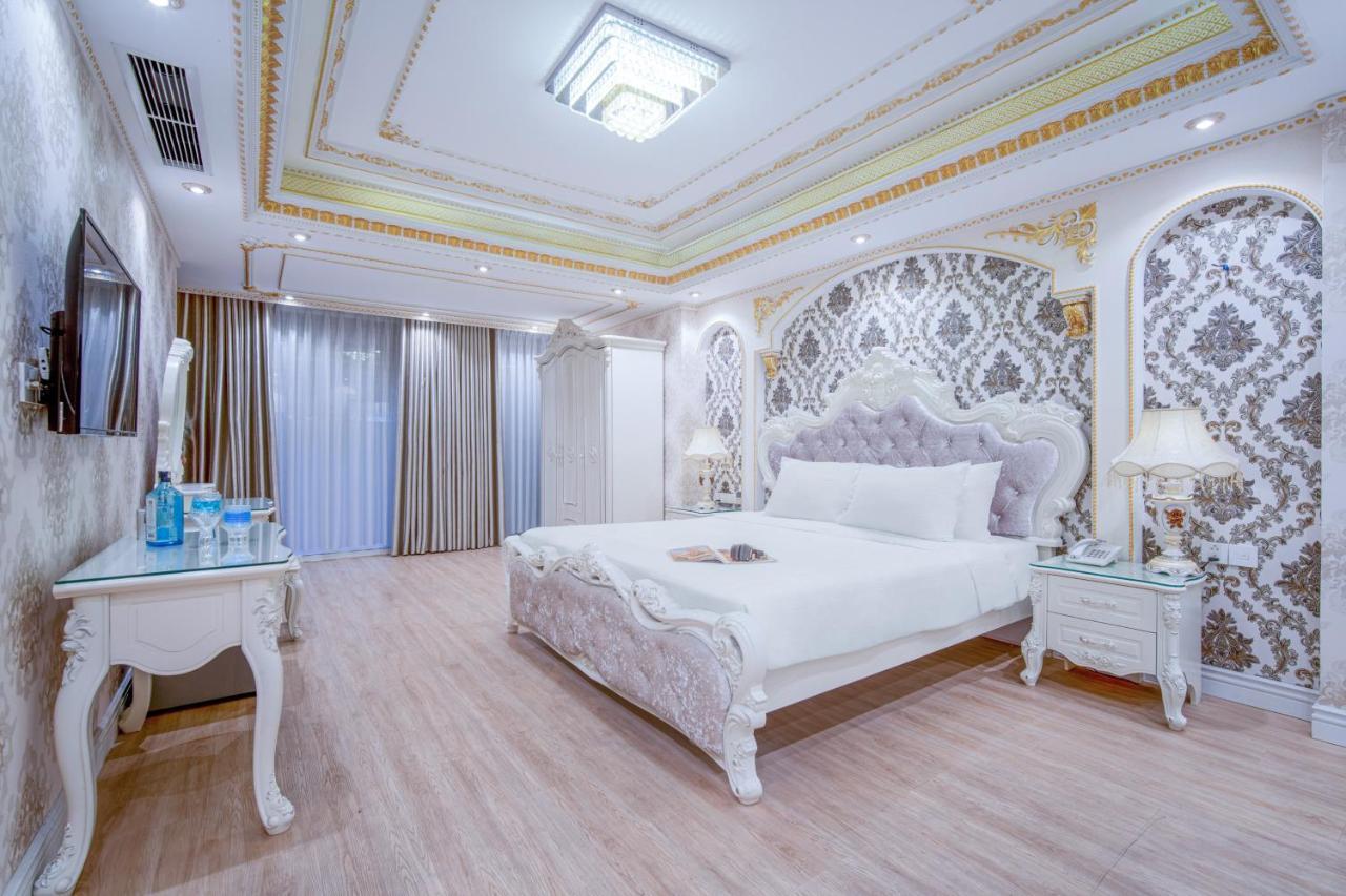 Royal Beach Hotel By Thg Đà Nẵng Exterior foto
