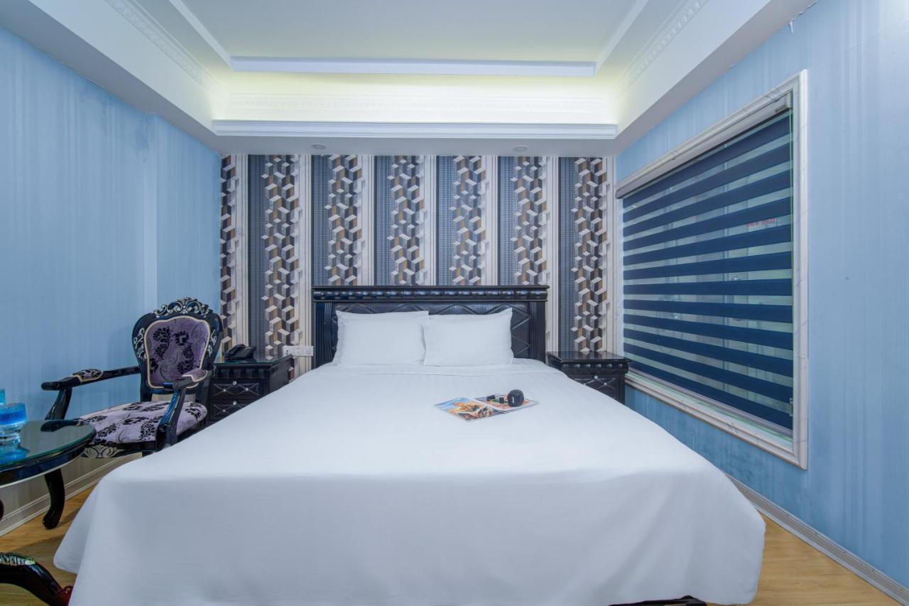 Royal Beach Hotel By Thg Đà Nẵng Exterior foto