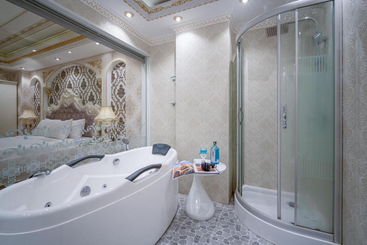Royal Beach Hotel By Thg Đà Nẵng Exterior foto